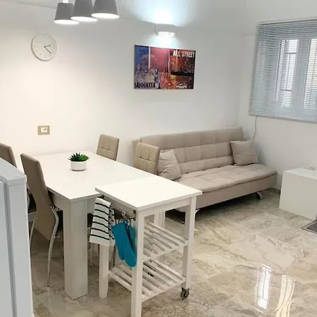 Apartmán Giorgi Lux *